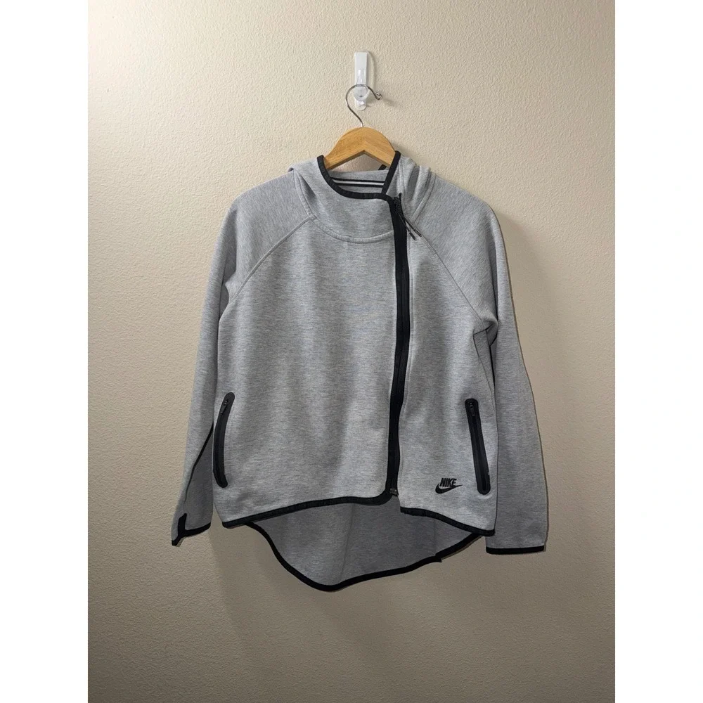 Women's Nike Tech Jacket Size Small